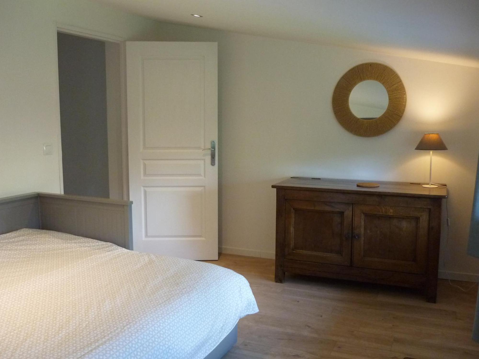 Atelier Chambres Semur-en-Auxois Luaran gambar